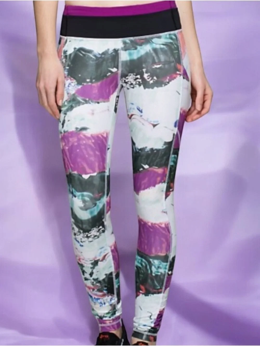 Lululemon Speed Tight lll Luxtreme Full Length in Pigment Multi